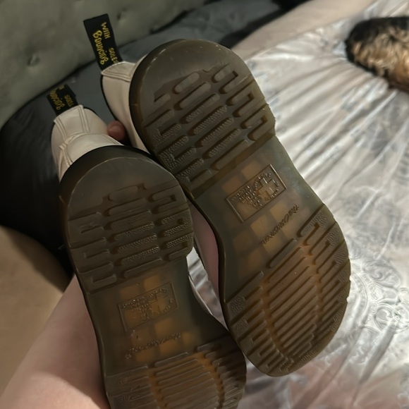 B&W doc marten bundle - Picture 2 of 3